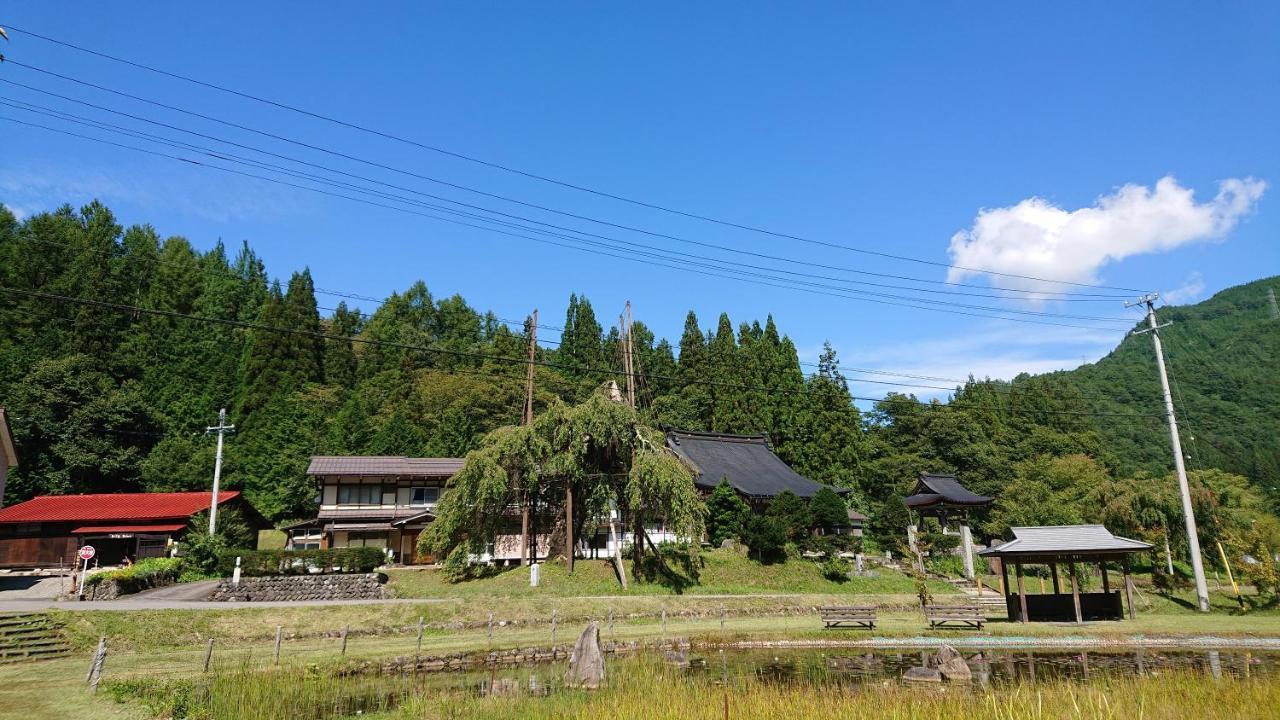 むかしの暮らし体験 1日二組 古民家の宿 みのり家 Takayama  Luaran gambar
