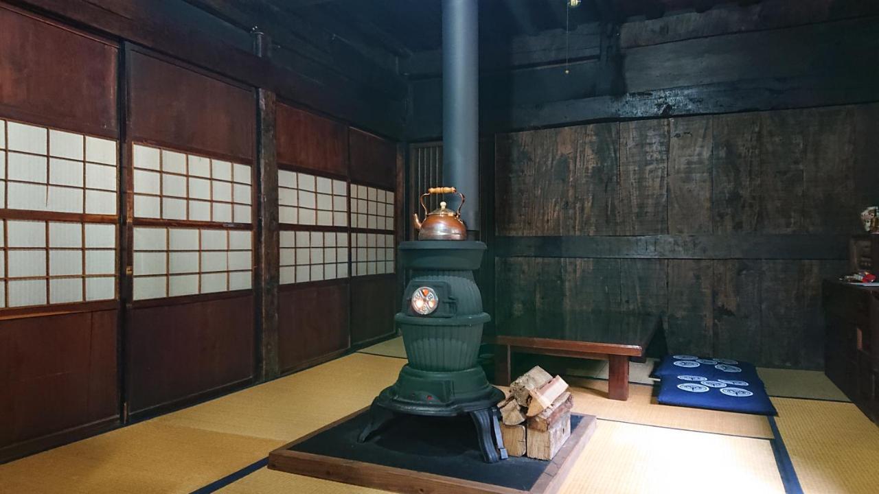 むかしの暮らし体験 1日二組 古民家の宿 みのり家 Takayama  Luaran gambar